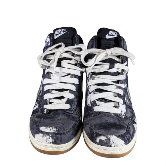 Womens Size 10 Nike Dunk Sky Hi Print Hidden Wedge Sneakers 543258 -004 - Picture 2 of 9